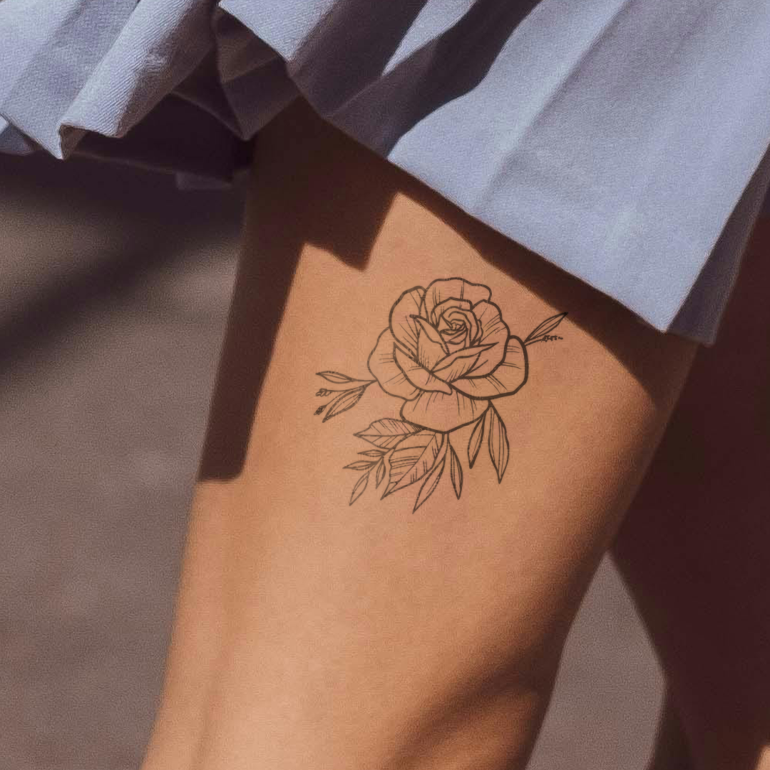 Acquista NUOVO 1 Pz Tatuaggio Temporaneo Nero Girasole Peonia Fiore Adesivo Tatuaggio Tatuaggio Temporaneo Femminile Trasferimento Dell'acqua Stampa Impermeabile Tatuaggio Finto Donna In Italia A Partire Da 0.76 - Foto 10