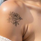 Tatuaggio fiore di rosa grande