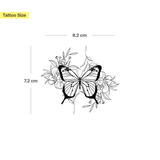 Tatuaggio farfalla circondata da fiori