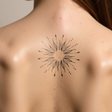 Tatuaggio sole eccentrico