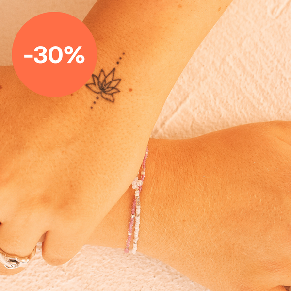 Fiore di loto con puntini