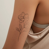 Tatuaggio di fiore filigranato 