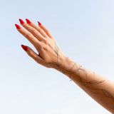 Tatuaggio delicati tralci di foglie