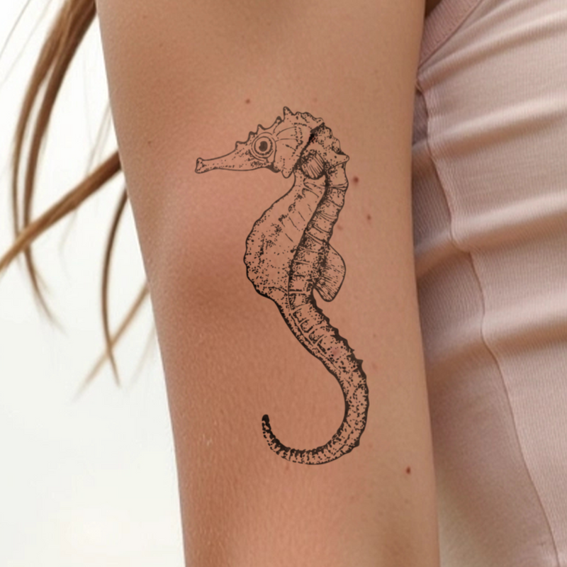 Tatuaggio cavalluccio marino grande
