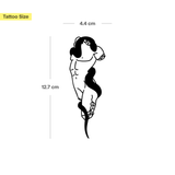 Tatuaggio statua greca con serpente