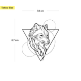 Tatuaggio lupo in forma geometrica
