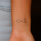 Infinito con iniziali (A-Z)