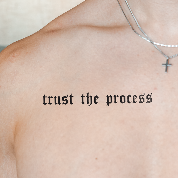 Tatuaggio Trust the Process